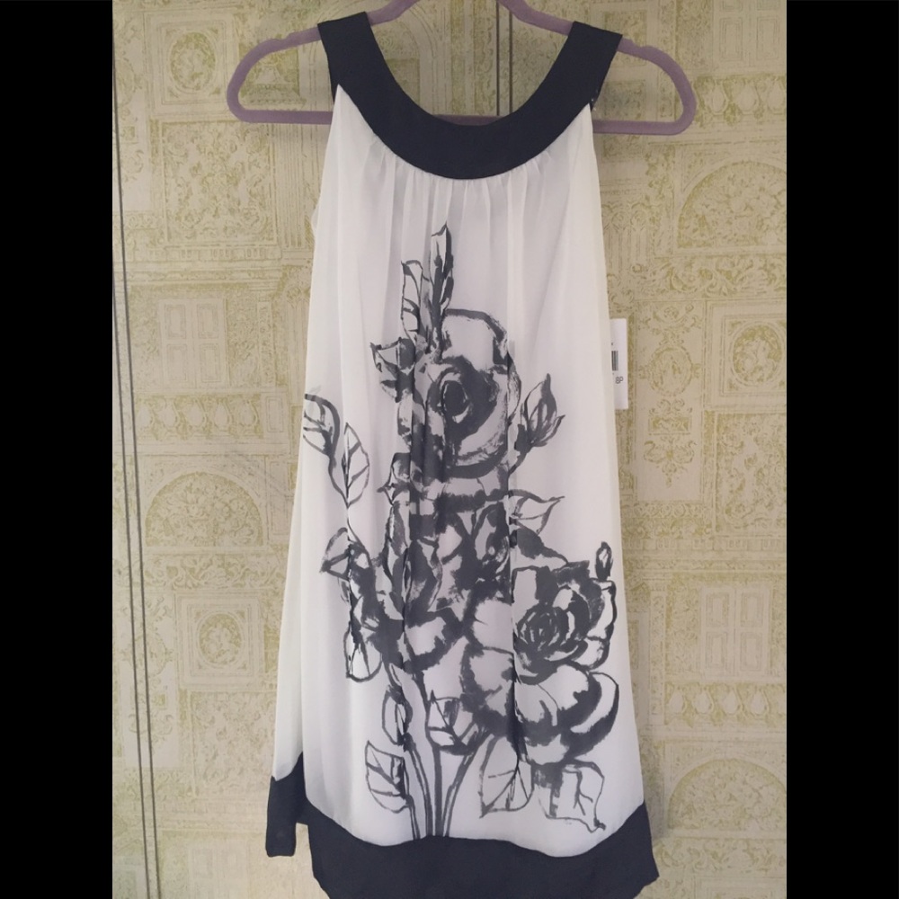 NWT Beautiful Summer Dress